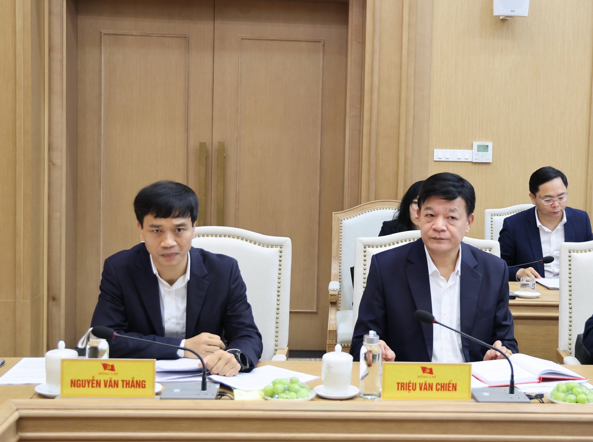 Công bố quyết định kiểm tra, giám sát của Bộ Chính trị, Ban Bí thư đối với Ban Thường vụ Tỉnh ủy Lào Cai- Ảnh 4.