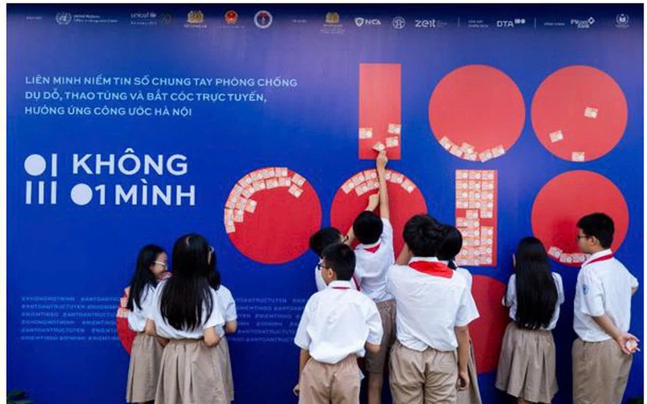 Bài 5: Để trẻ em bước vào 'thế giới số' một cách tự tin và an toàn