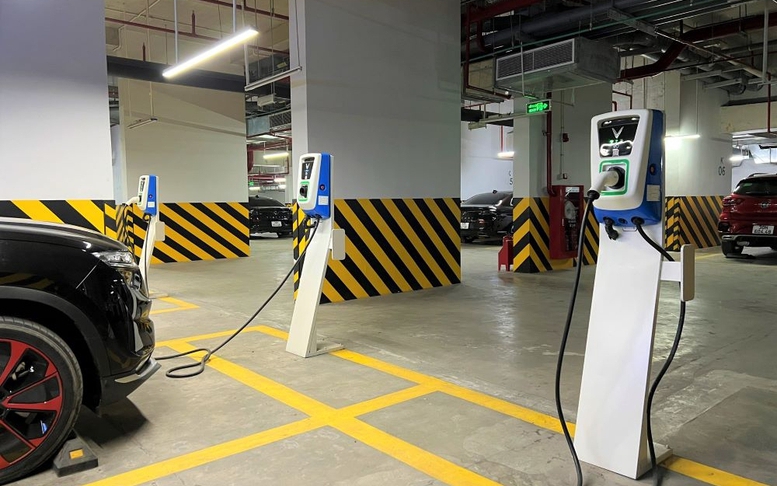 Thúc đẩy phát triển hạ tầng trạm sạc xe điện tại các khu chung cư