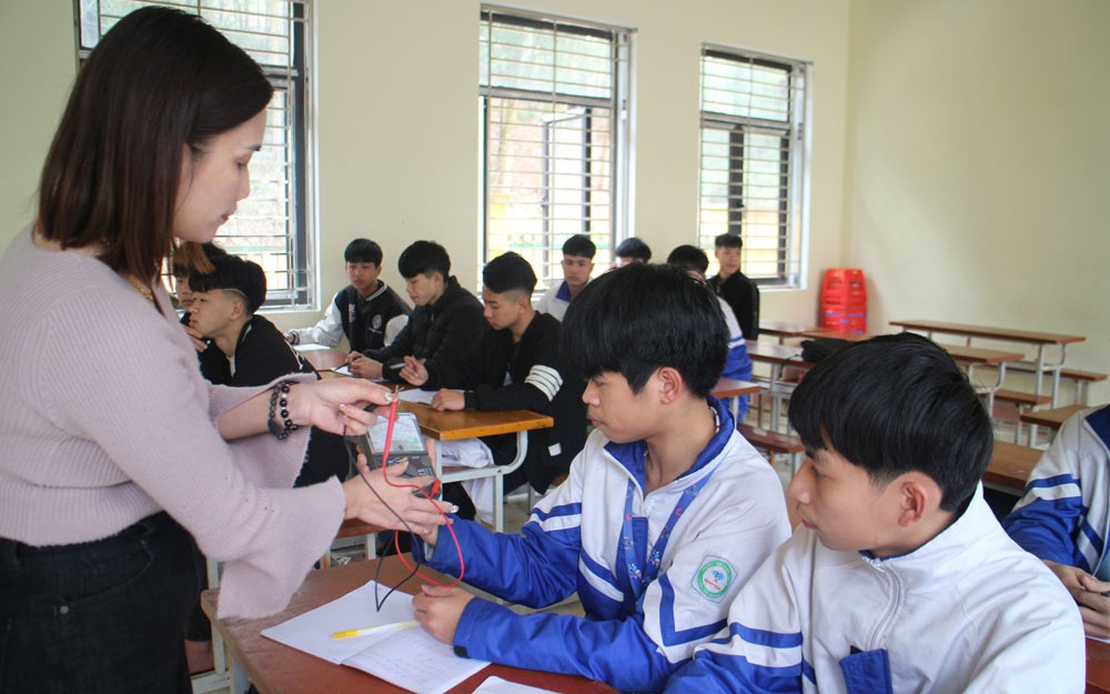 Quy định mới về xếp lương giáo viên cơ sở giáo dục thường xuyên