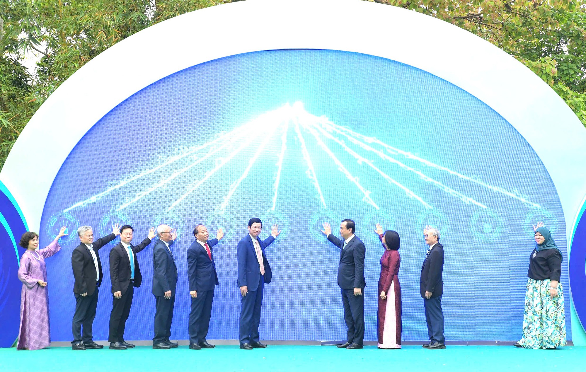 Khai mạc Hội chợ Du lịch quốc tế Việt Nam - VITM 2026- Ảnh 2. Khai mạc Hội chợ Du lịch quốc tế Việt Nam - VITM 2026- Ảnh 2.