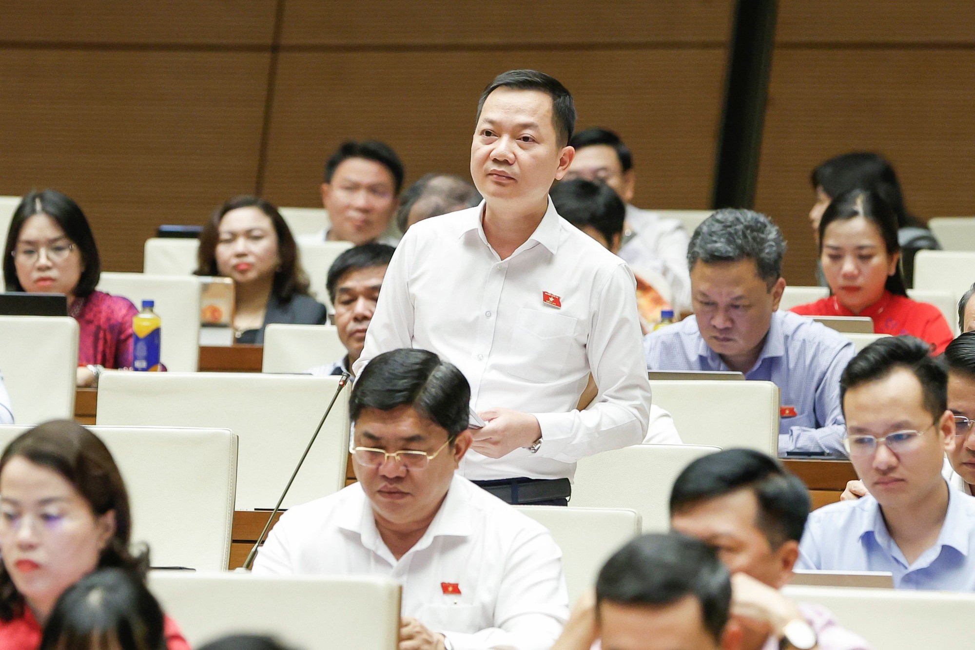 Quốc hội bàn cơ chế đặc thù xử lý tranh chấp đầu tư quốc tế, bảo vệ lợi ích quốc gia từ sớm, từ xa- Ảnh 2. Quốc hội bàn cơ chế đặc thù xử lý tranh chấp đầu tư quốc tế, bảo vệ lợi ích quốc gia từ sớm, từ xa- Ảnh 2.