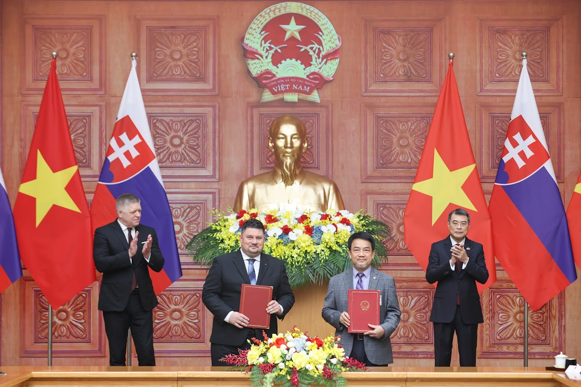 Việt Nam, Slovakia trao nhiều văn kiện hợp tác quan trọng- Ảnh 6. Việt Nam, Slovakia trao nhiều văn kiện hợp tác quan trọng- Ảnh 6.