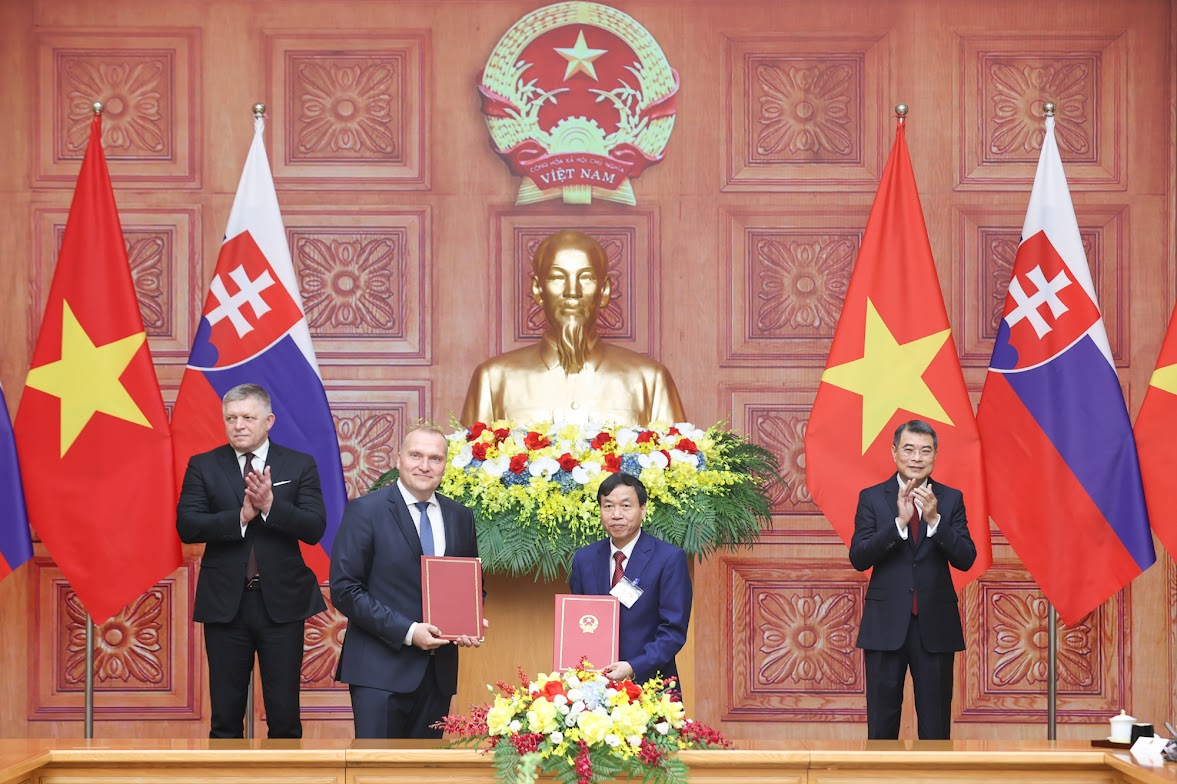 Việt Nam, Slovakia trao nhiều văn kiện hợp tác quan trọng- Ảnh 4. Việt Nam, Slovakia trao nhiều văn kiện hợp tác quan trọng- Ảnh 4.