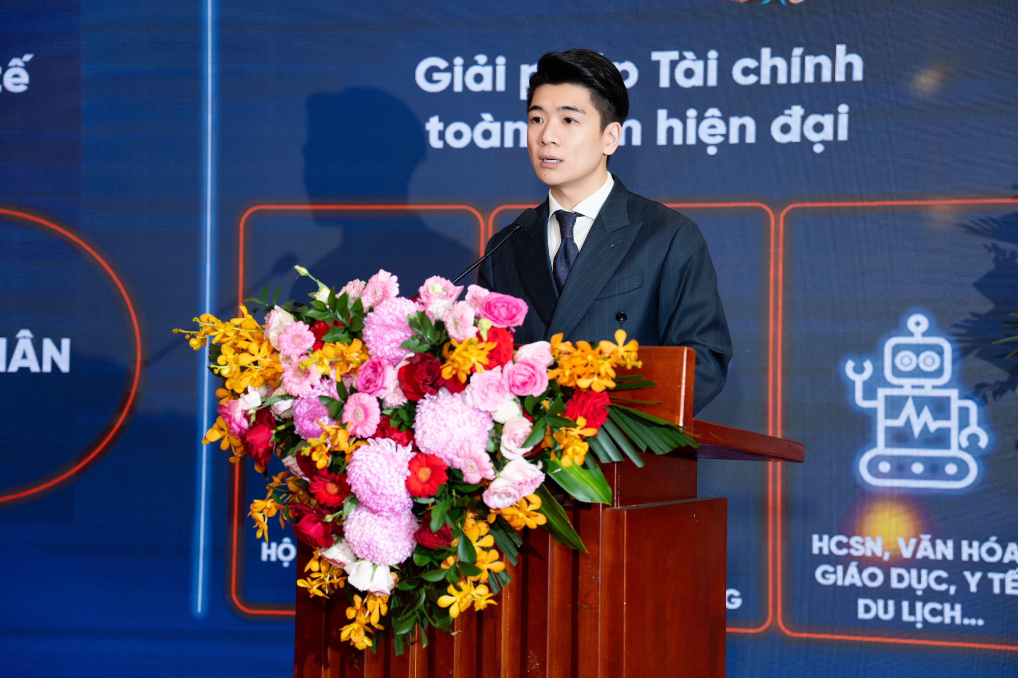 Tập đoàn và ngân hàng ‘vào guồng’ đóng góp mục tiêu tăng trưởng trên 10%- Ảnh 4.