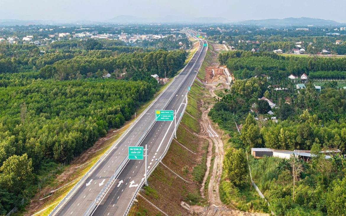 Bổ sung 3 tuyến cao tốc đầu tư trước năm 2030