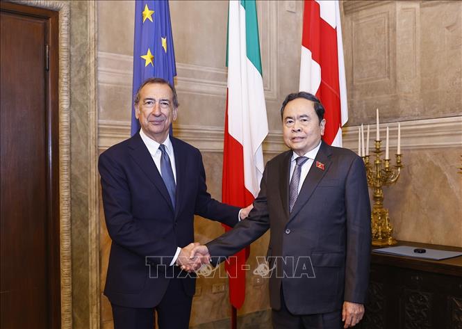 Chủ tịch Quốc hội Trần Thanh Mẫn tiếp Thị trưởng thành phố Milan, Italy- Ảnh 1.