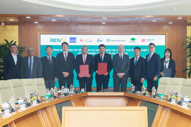 BIDV huy động khoản vay bền vững 250 triệu USD từ ADB và đối tác- Ảnh 1.