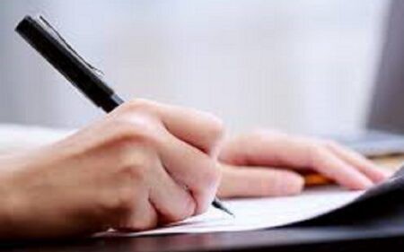 Chuyển công tác, cơ quan nào đề nghị xét khen thưởng?