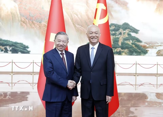 Tổng Bí thư, Chủ tịch nước Tô Lâm thăm Bảo tàng Lịch sử Đảng Cộng sản Trung Quốc- Ảnh 1. Tổng Bí thư, Chủ tịch nước Tô Lâm thăm Bảo tàng Lịch sử Đảng Cộng sản Trung Quốc- Ảnh 1.