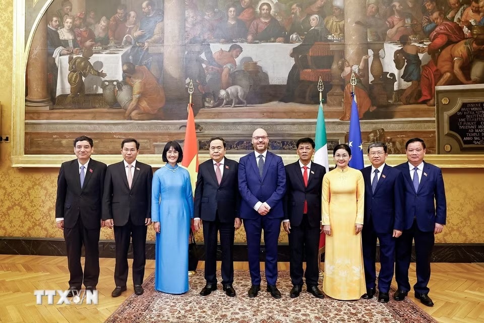 Quyết tâm làm sâu sắc và thúc đẩy thực chất hơn nữa quan hệ Việt Nam-Italy- Ảnh 3. Quyết tâm làm sâu sắc và thúc đẩy thực chất hơn nữa quan hệ Việt Nam-Italy- Ảnh 3.