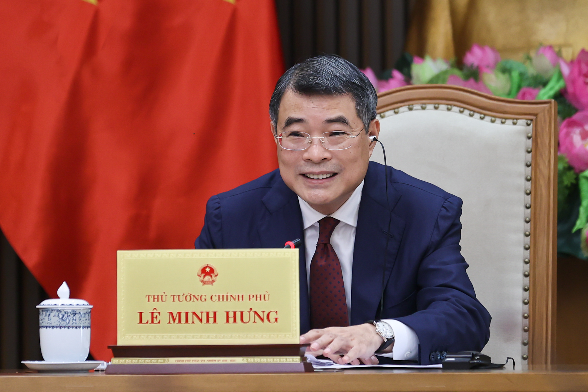 Thủ tướng Lê Minh Hưng điện đàm với Thủ tướng Singapore Lawrence Wong- Ảnh 1. Thủ tướng Lê Minh Hưng điện đàm với Thủ tướng Singapore Lawrence Wong- Ảnh 1.