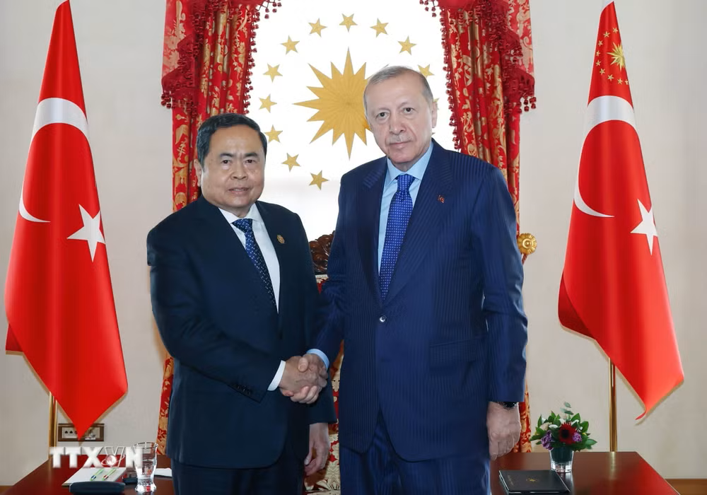 Chủ tịch Quốc hội Trần Thanh Mẫn hội kiến Tổng thống Thổ Nhĩ Kỳ Recep Tayyip Erdogan- Ảnh 1. Chủ tịch Quốc hội Trần Thanh Mẫn hội kiến Tổng thống Thổ Nhĩ Kỳ Recep Tayyip Erdogan- Ảnh 1.