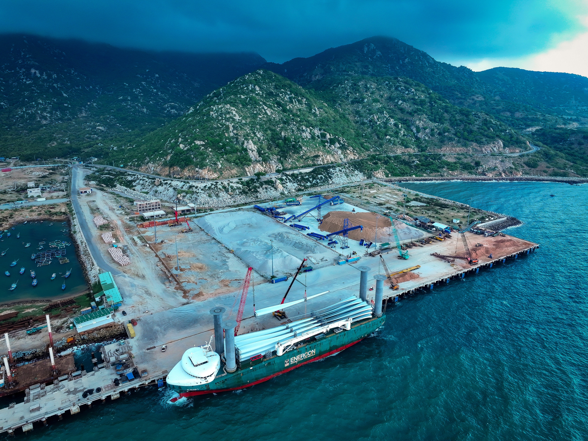 Trungnam Group: Doanh nghiệp 