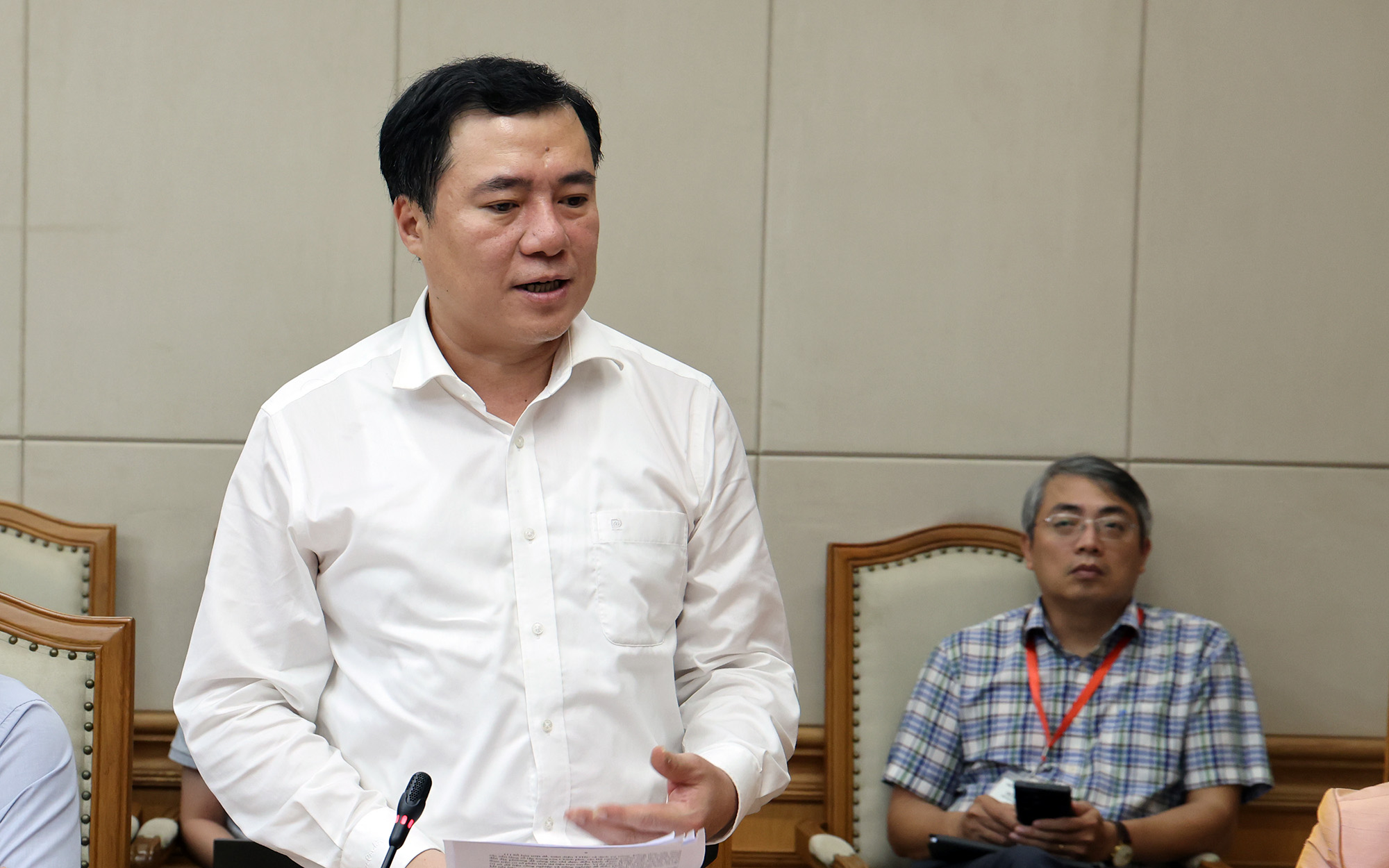 Phó Thủ tướng Thường trực Phạm Gia Túc: Cắt giảm thủ tục hành chính nhưng không buông lỏng quản lý- Ảnh 2.