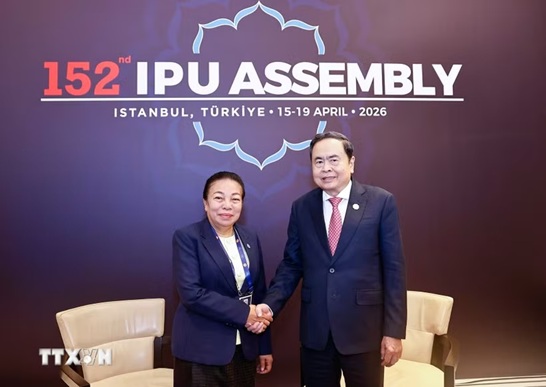 Chủ tịch Quốc hội Trần Thanh Mẫn tiếp Phó Chủ tịch Quốc hội Lào- Ảnh 1.