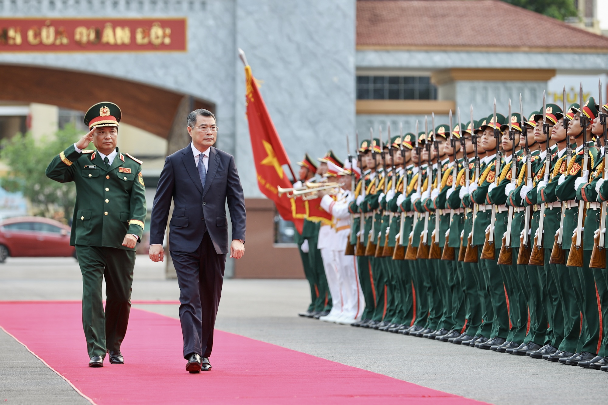 Thủ tướng Lê Minh Hưng: 6 nhiệm vụ trọng tâm của Quân khu 4 trước những bài toán quốc phòng – an ninh chưa từng có tiền lệ- Ảnh 1.