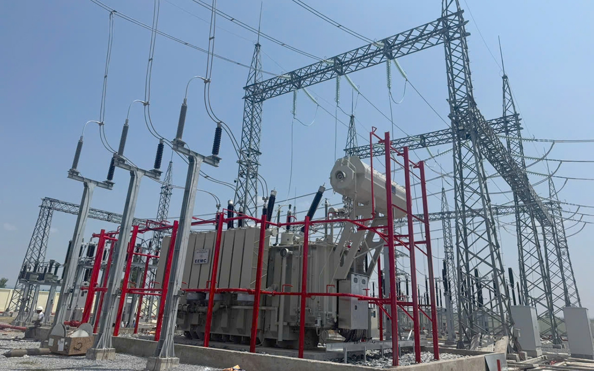 Đóng điện thành công dự án Trạm biến áp 220 kV Gò Công và đường dây đấu nối