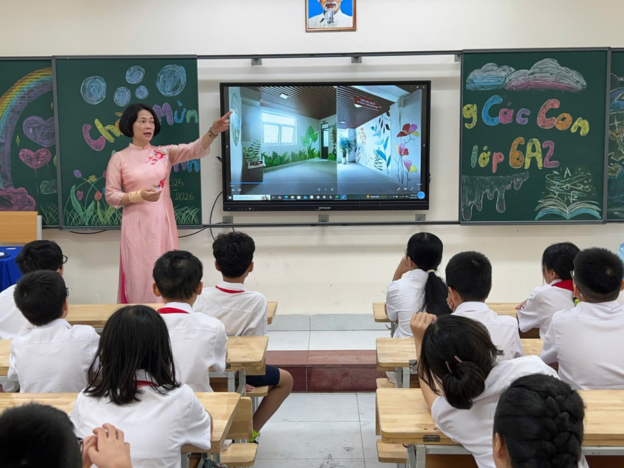 Ban hành Khung năng lực số thống nhất cho cán bộ quản lý, giáo viên- Ảnh 1. Ban hành Khung năng lực số thống nhất cho cán bộ quản lý, giáo viên- Ảnh 1.