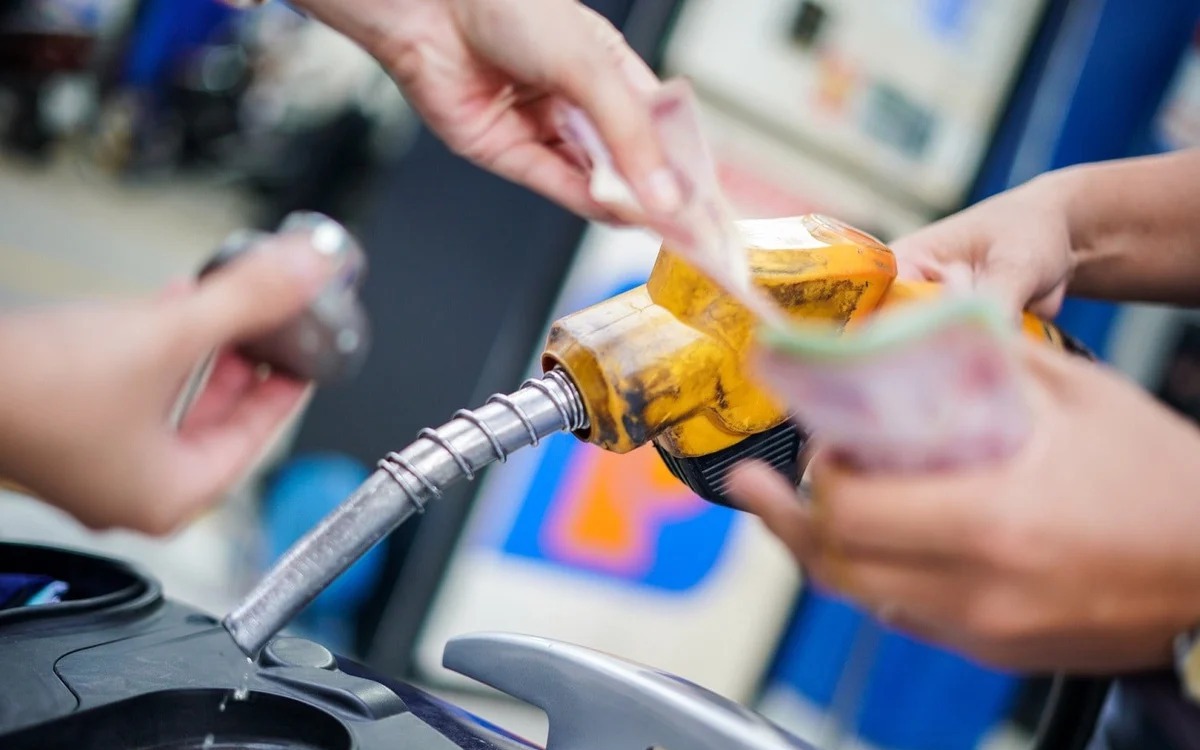 Đề xuất quy định về chi tạm ứng cho Quỹ bình ổn giá xăng dầu