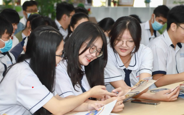 Có chứng chỉ ngoại ngữ có được miễn thi tốt nghiệp THPT?