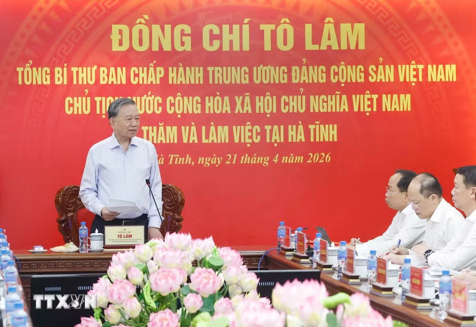Tổng Bí thư, Chủ tịch nước Tô Lâm: Hà Tĩnh khơi dậy khát vọng phát triển, quyết tâm đạt mục tiêu tăng trưởng nhanh, bền vững- Ảnh 3.