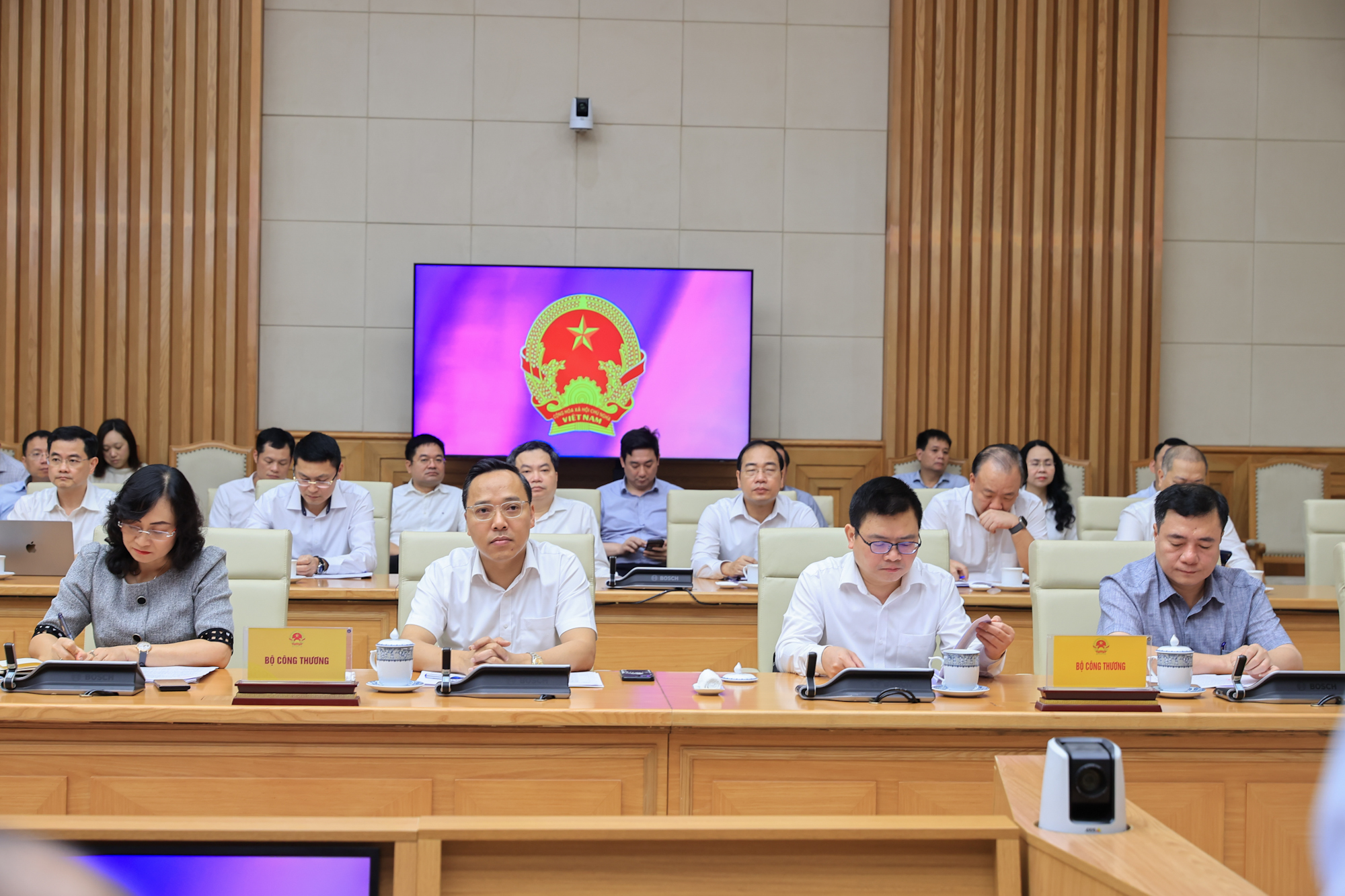 Thủ tướng Lê Minh Hưng: Ngành công thương gánh vác nhiệm vụ trọng tâm để góp phần tăng trưởng 2 con số- Ảnh 4.