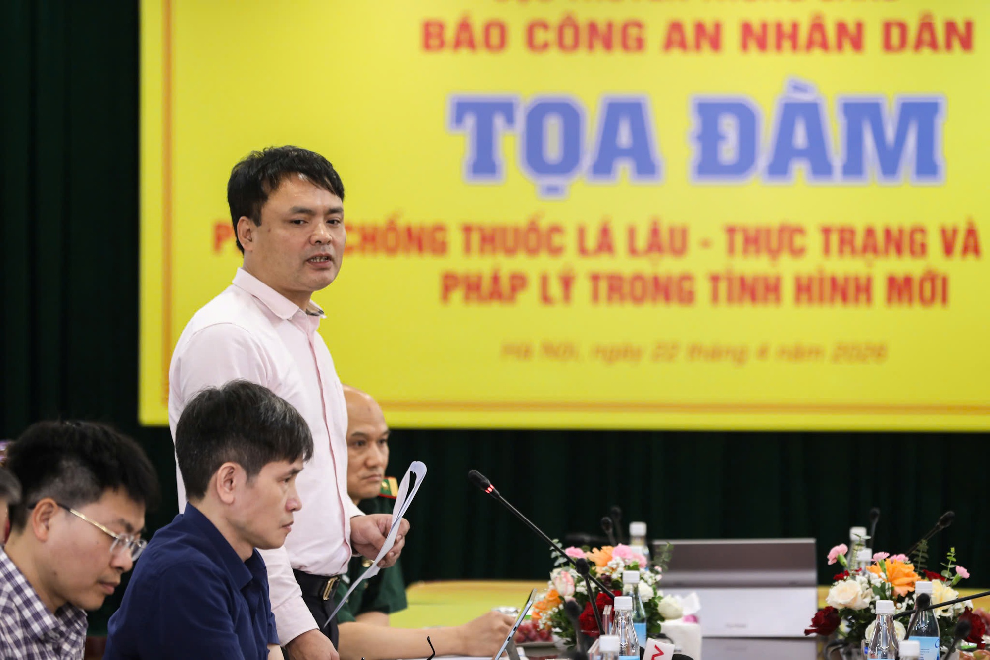 Chặn thuốc lá lậu: Siết chế tài ở khâu bán lẻ- Ảnh 1.