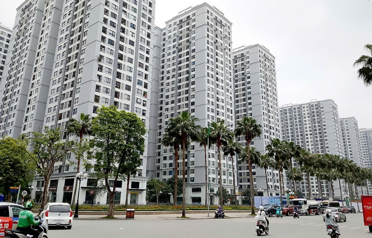 Giá chung cư 'neo' cao, Bộ Xây dựng tìm cơ chế làm nhà thương mại giá rẻ- Ảnh 1.