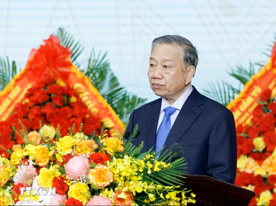 Tổng Bí thư, Chủ tịch nước Tô Lâm: Quân khu 5 phải phát huy vai trò nòng cốt trong xây dựng nền quốc phòng toàn dân- Ảnh 5.