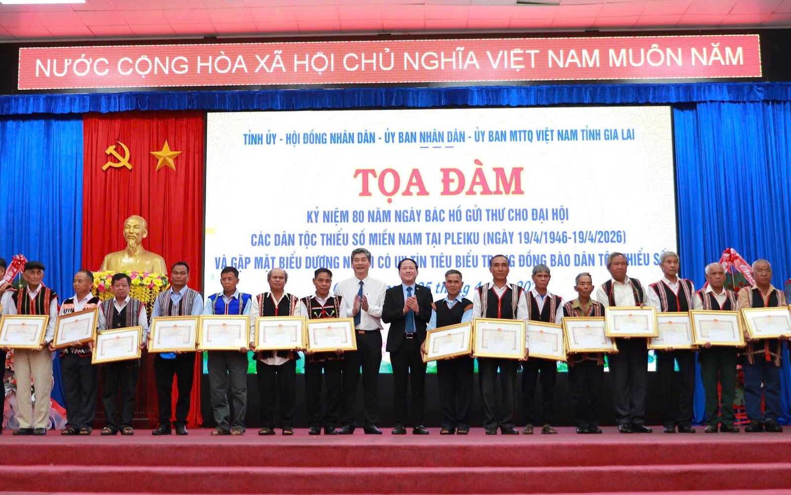 Gia Lai: Kỷ niệm 80 năm Ngày Bác Hồ gửi thư cho Đại hội các dân tộc thiểu số miền Nam- Ảnh 1.