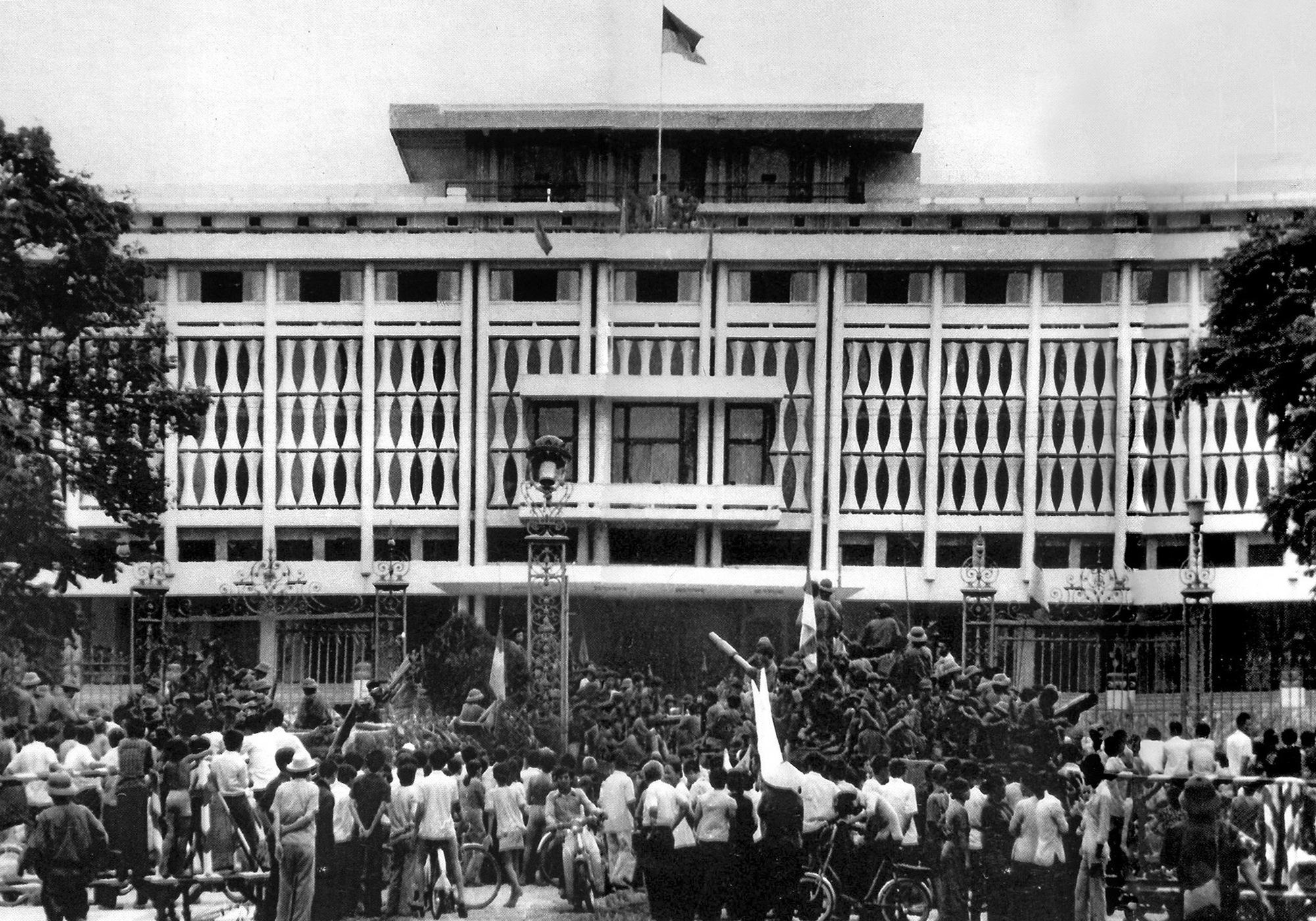 Giữ vững độc lập, tự chủ - Bài học lớn từ cuộc kháng chiến chống Mỹ, cứu nước- Ảnh 2.