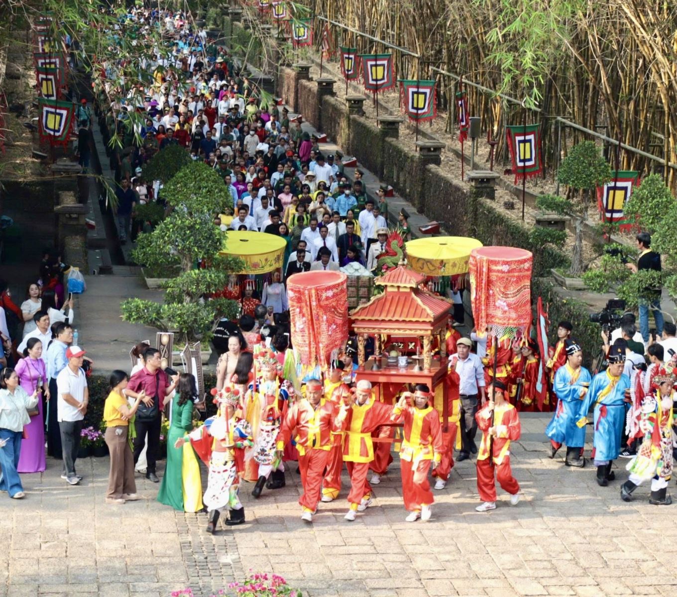 Trang trọng Lễ giỗ Quốc Tổ Hùng Vương tại các địa phương- Ảnh 1.