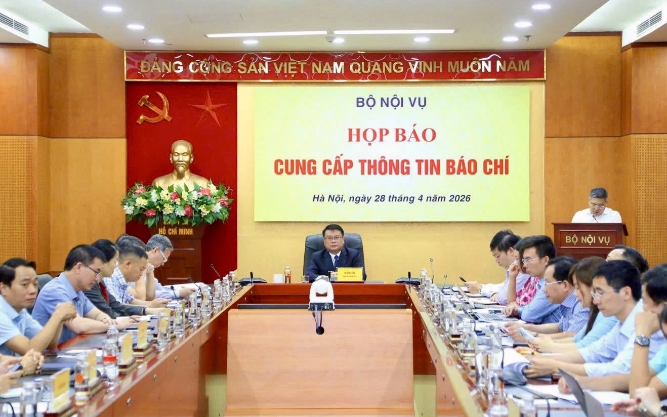 Bộ Nội vụ đẩy mạnh hoàn thiện thể chế, tinh gọn bộ máy