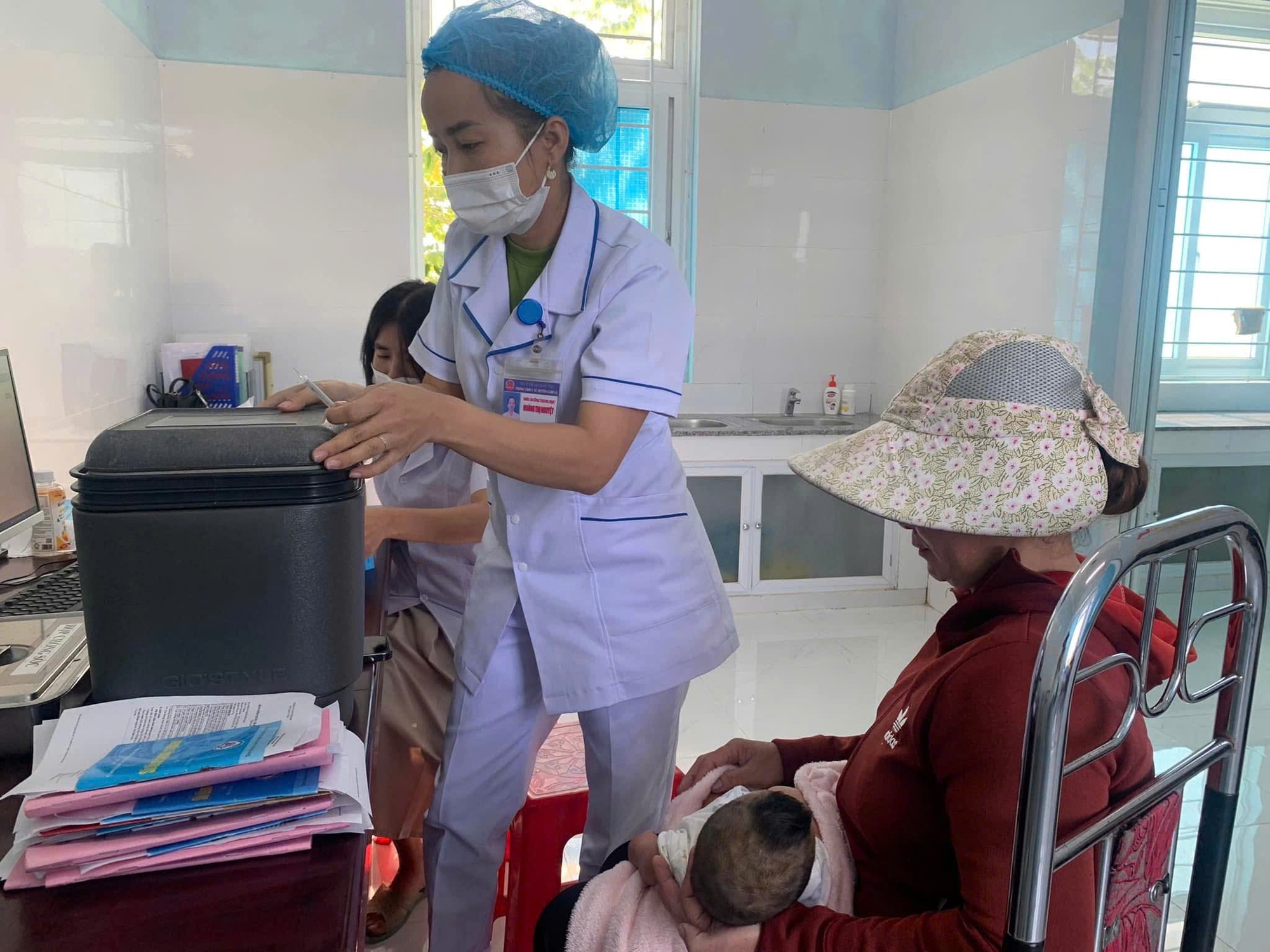 Thêm hơn 200 bệnh viện vệ tinh, người dân được hưởng dịch vụ kỹ thuật cao ngay tại cơ sở- Ảnh 1.