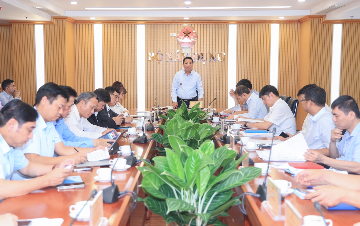 Bộ Xây dựng ủng hộ Vietjet tham gia phát triển hạ tầng hàng không- Ảnh 1.