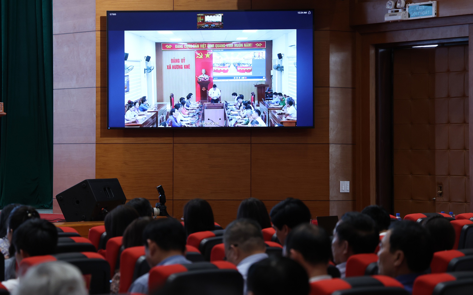 Phó Thủ tướng Thường trực Phạm Gia Túc tiếp xúc cử tri tỉnh Hà Tĩnh- Ảnh 2.