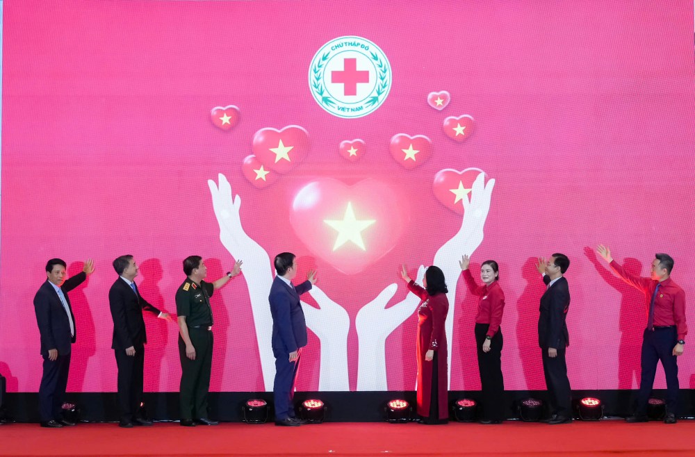 Huy động được 620 tỷ đồng ngay tại Lễ phát động Tháng Nhân đạo năm 2026- Ảnh 4.