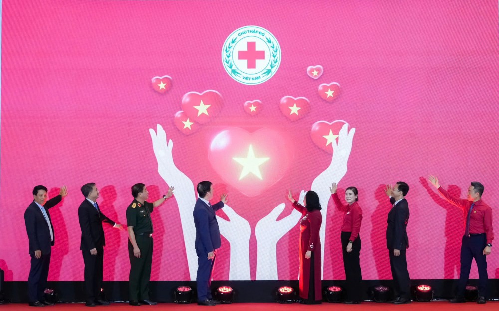 Huy động được 620 tỷ đồng ngay tại Lễ phát động Tháng Nhân đạo năm 2026