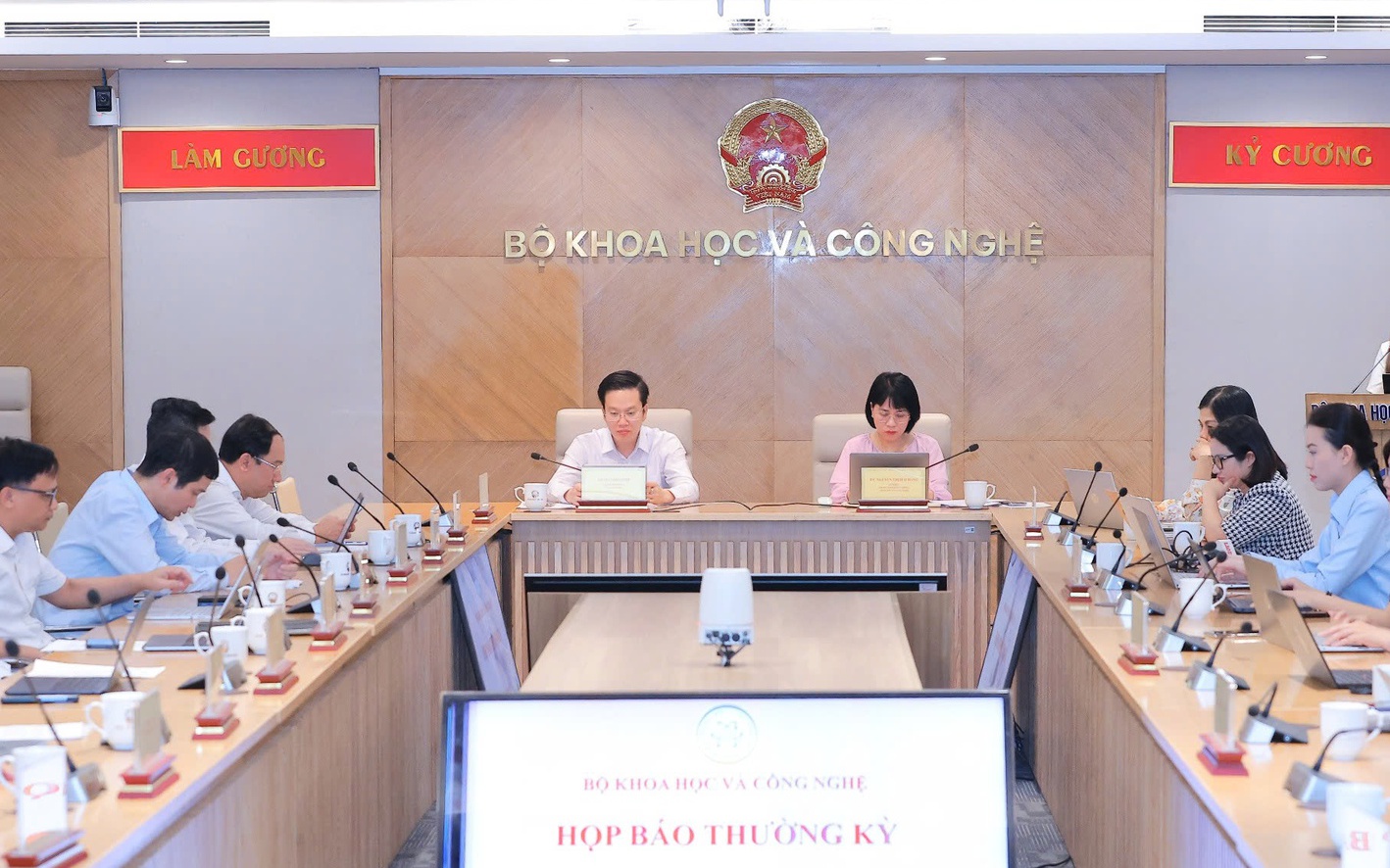 Doanh thu công nghiệp công nghệ số tăng 38%, hạ tầng số tiếp tục bứt phá