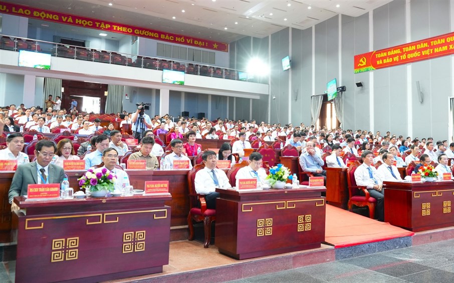 Cà Mau tìm giải pháp đột phá nâng cao chất lượng chăm sóc sức khỏe đến năm 2030