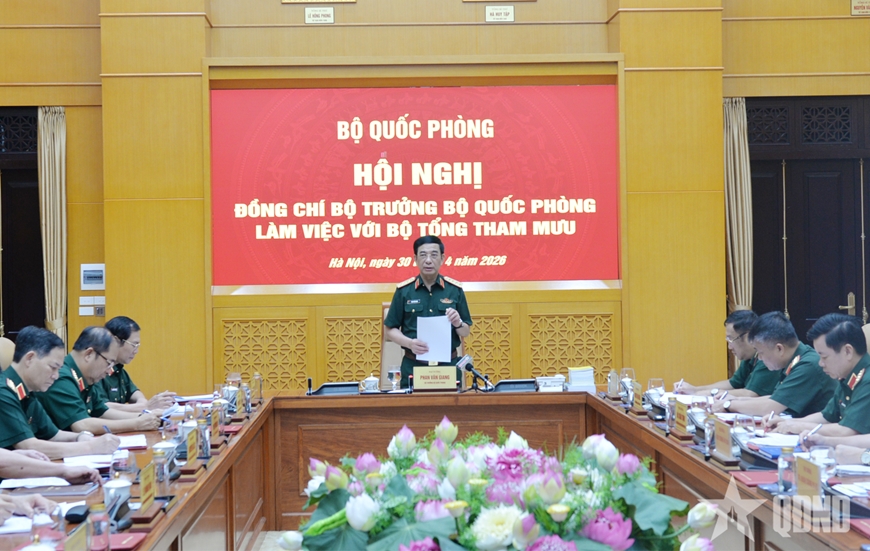 Phó Thủ tướng, Bộ trưởng Bộ Quốc phòng Phan Văn Giang chỉ đạo kế hoạch tác chiến 'Vòm phòng không bền vững'- Ảnh 1.