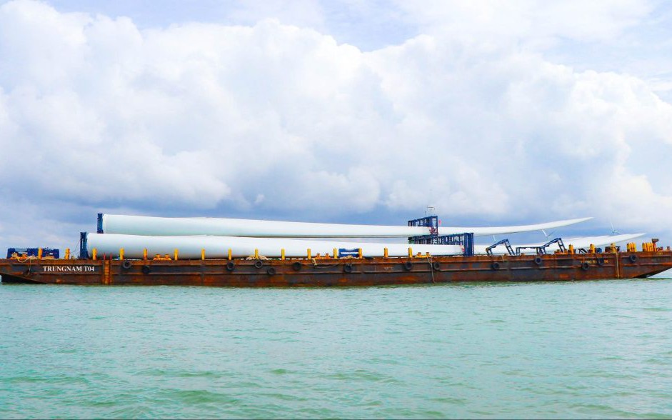 Quy định mới về vận tải hàng hóa siêu trường, siêu trọng đường thủy