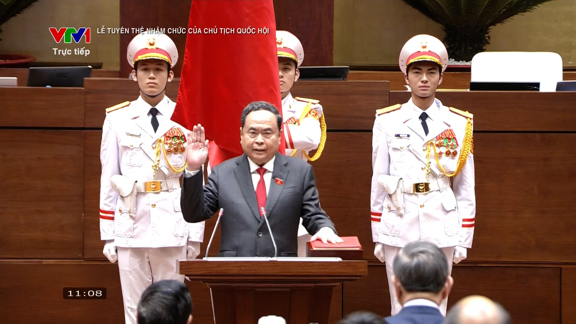 Thông cáo báo chí về ngày làm việc đầu tiên của Kỳ họp thứ Nhất, Quốc hội khóa XVI- Ảnh 3. Thông cáo báo chí về ngày làm việc đầu tiên của Kỳ họp thứ Nhất, Quốc hội khóa XVI- Ảnh 3.