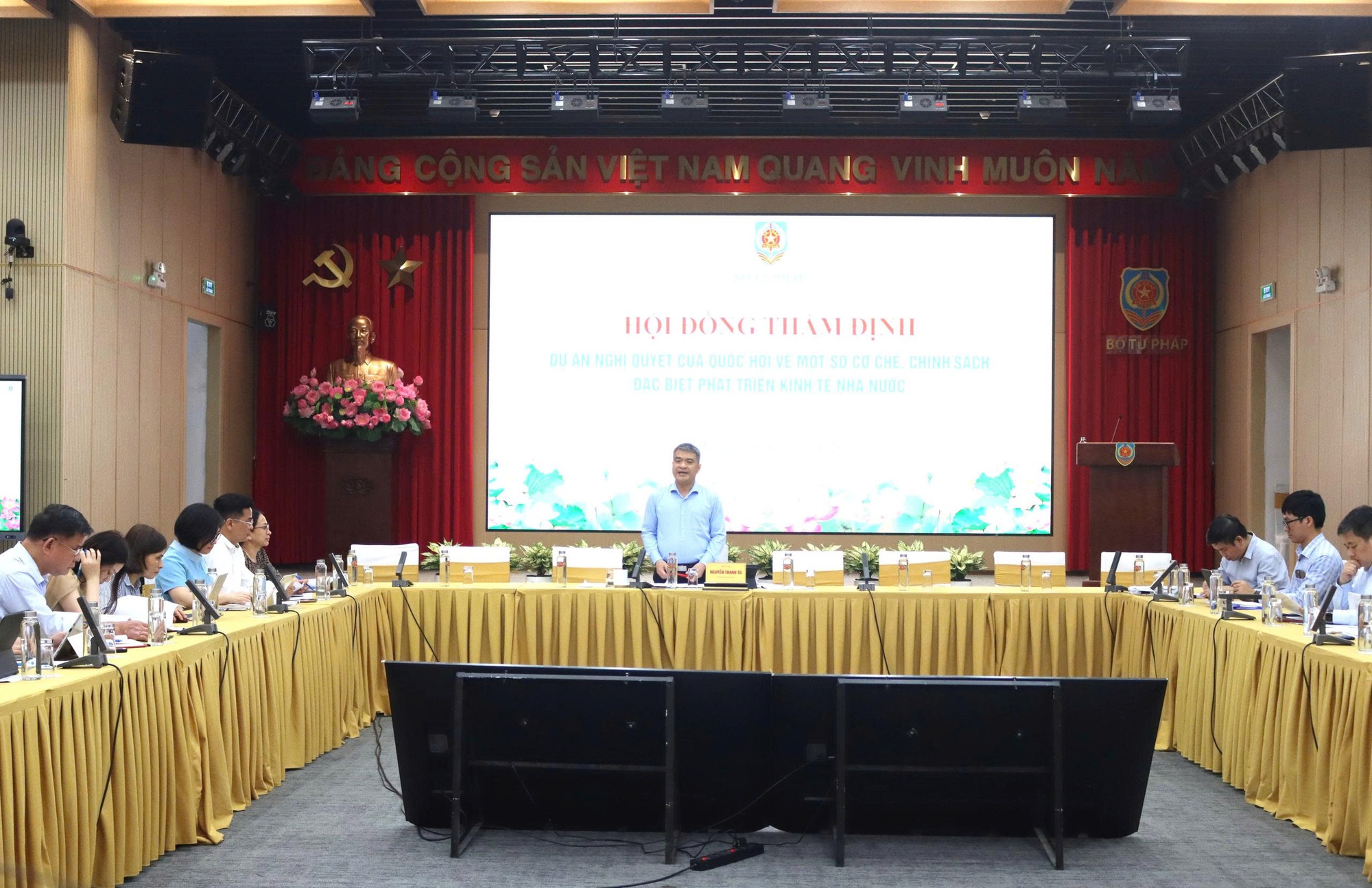 Đề xuất cơ chế đặc biệt phát triển kinh tế nhà nước theo hướng đột phá, hiệu quả- Ảnh 1.