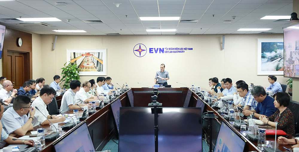 EVN đẩy nhanh lộ trình phát triển pin lưu trữ năng lượng trên lưới điện- Ảnh 1. EVN đẩy nhanh lộ trình phát triển pin lưu trữ năng lượng trên lưới điện- Ảnh 1.