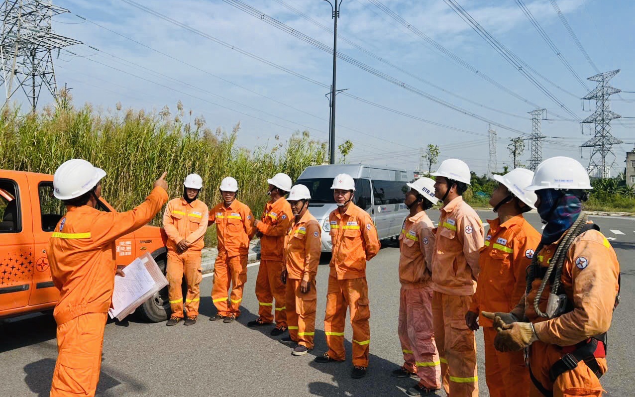 EVNNPT phát động thi đua bảo đảm cung ứng điện trong cao điểm mùa khô 2026