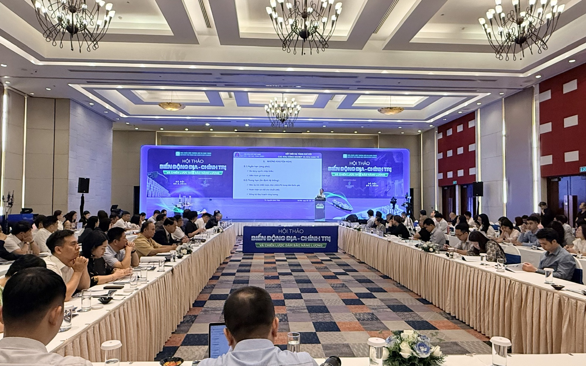 Giá năng lượng leo thang, cần chiến lược dài hạn cho an ninh năng lượng