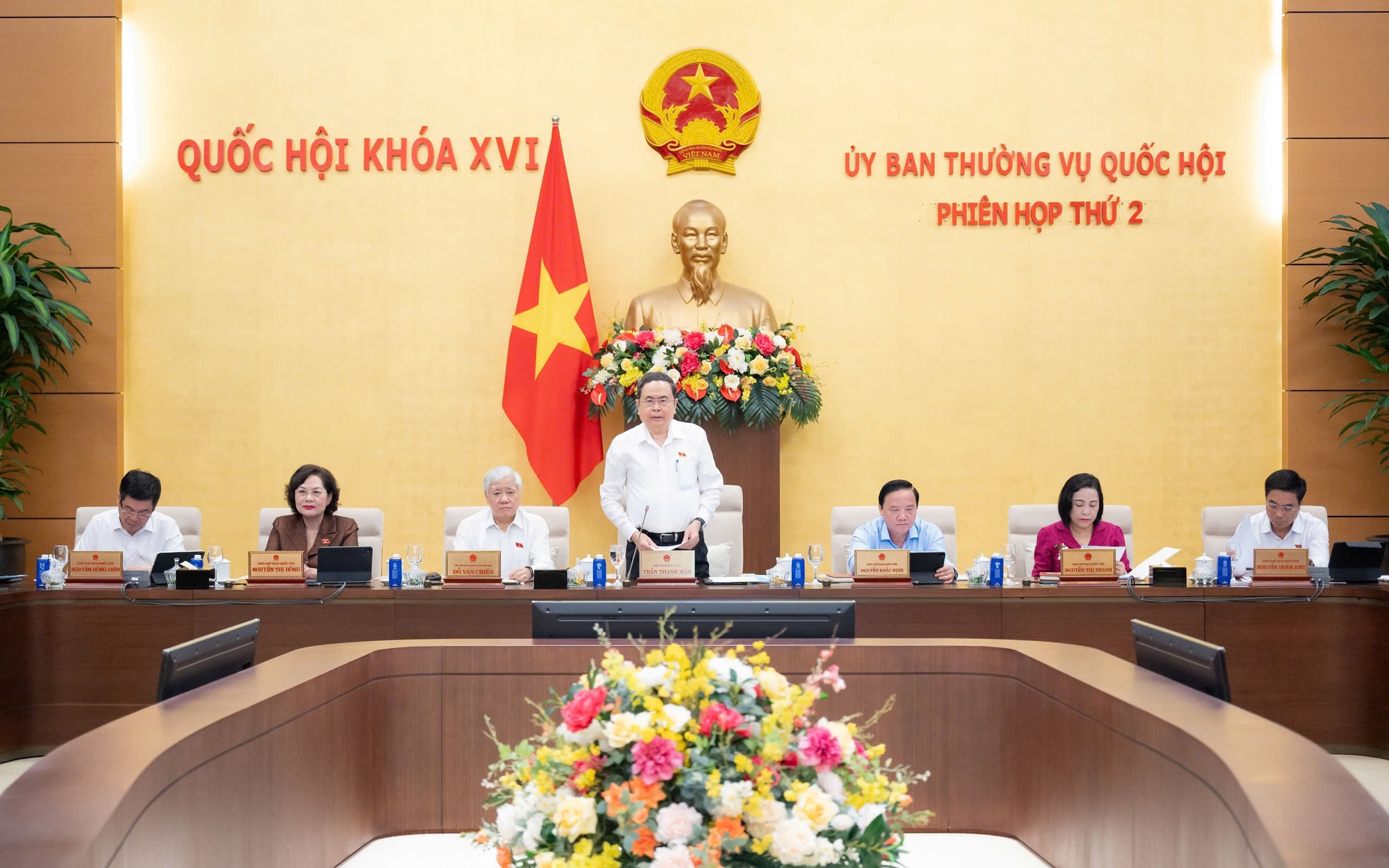 Khai mạc phiên họp thứ 2 của Ủy ban Thường vụ Quốc hội khóa XVI