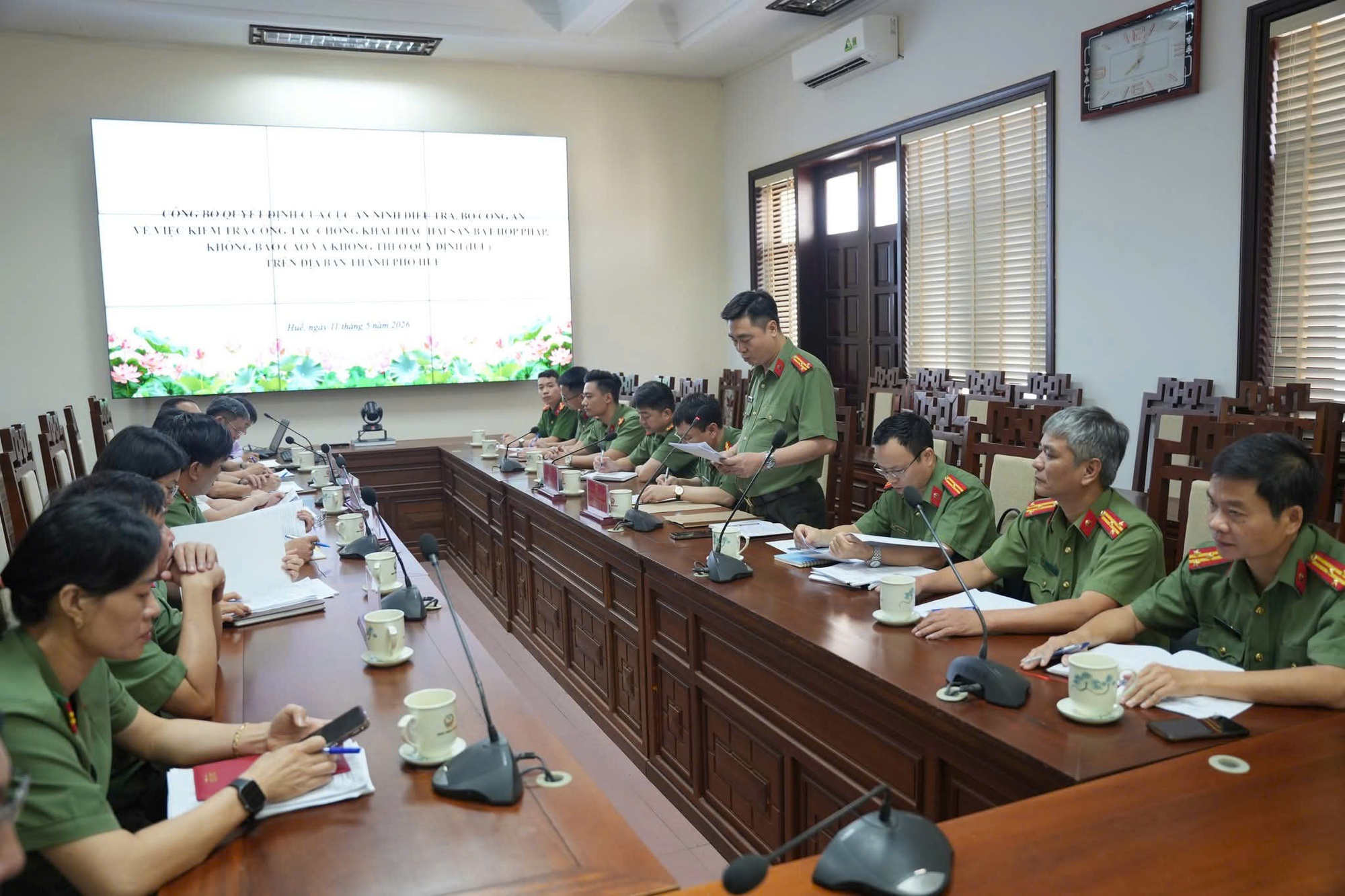 Kiểm tra công tác chống khai thác IUU trên địa bàn TP. Huế- Ảnh 1.